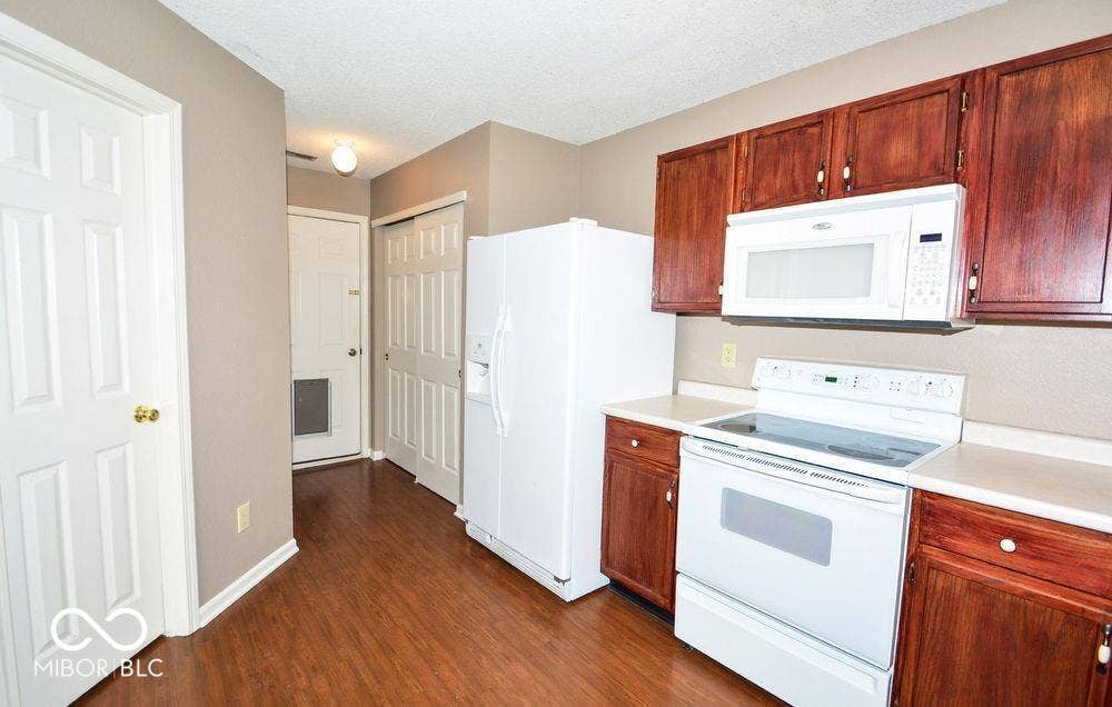 4537 Connaught East Drive, Plainfield, IN 46168 4537 Connaught East Drive, Plainfield, IN 46168