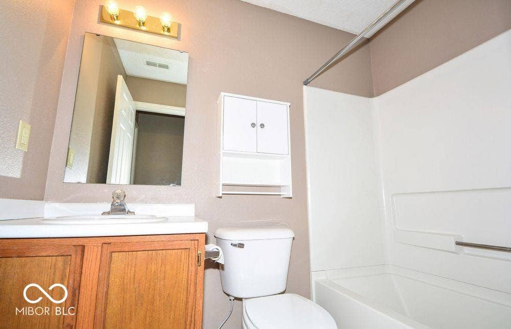 4537 Connaught East Drive, Plainfield, IN 46168 4537 Connaught East Drive, Plainfield, IN 46168