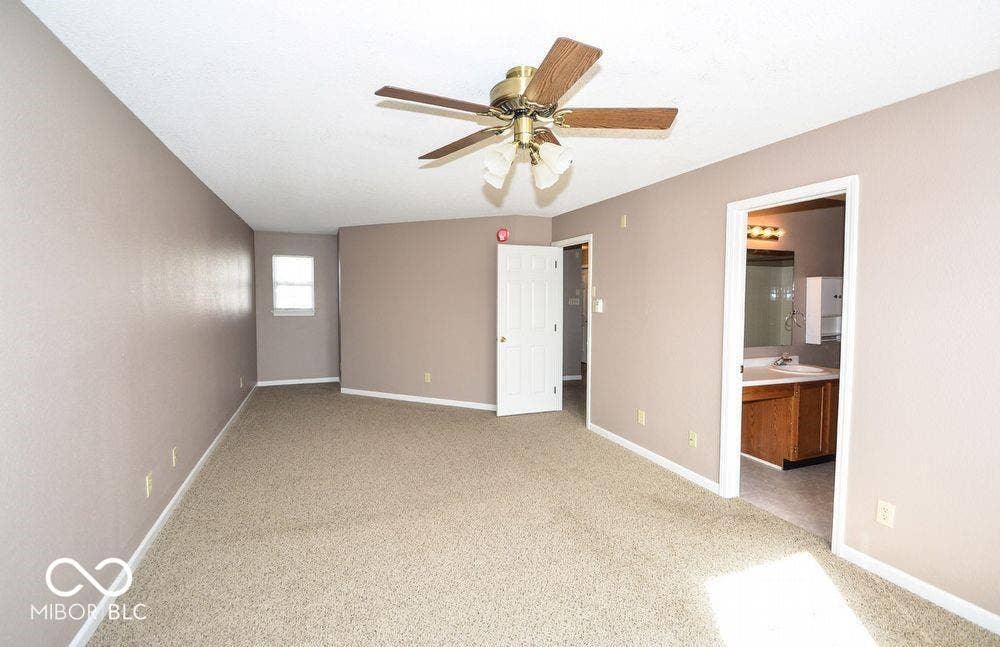 4537 Connaught East Drive, Plainfield, IN 46168 4537 Connaught East Drive, Plainfield, IN 46168