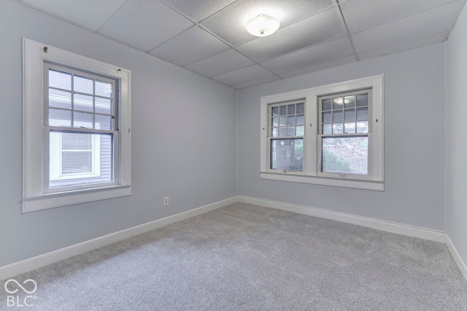 926 N Bancroft Street, Indianapolis, IN 46201 926 N Bancroft Street, Indianapolis, IN 46201