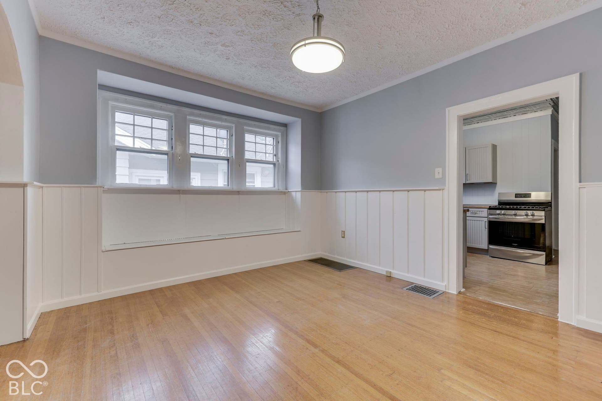 926 N Bancroft Street, Indianapolis, IN 46201 926 N Bancroft Street, Indianapolis, IN 46201