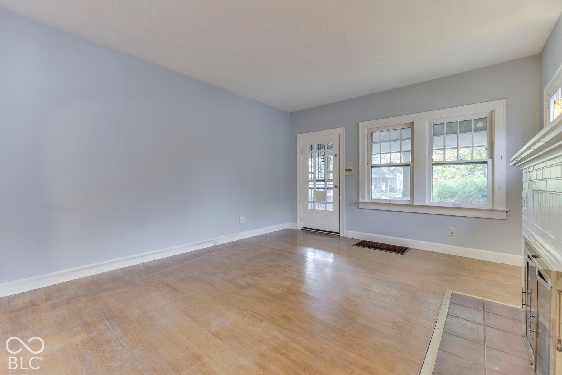 926 N Bancroft Street, Indianapolis, IN 46201 926 N Bancroft Street, Indianapolis, IN 46201