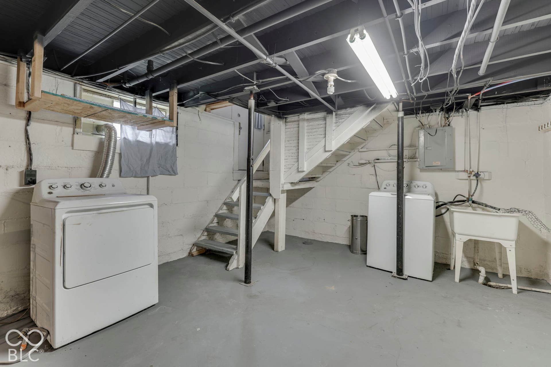 926 N Bancroft Street, Indianapolis, IN 46201 926 N Bancroft Street, Indianapolis, IN 46201