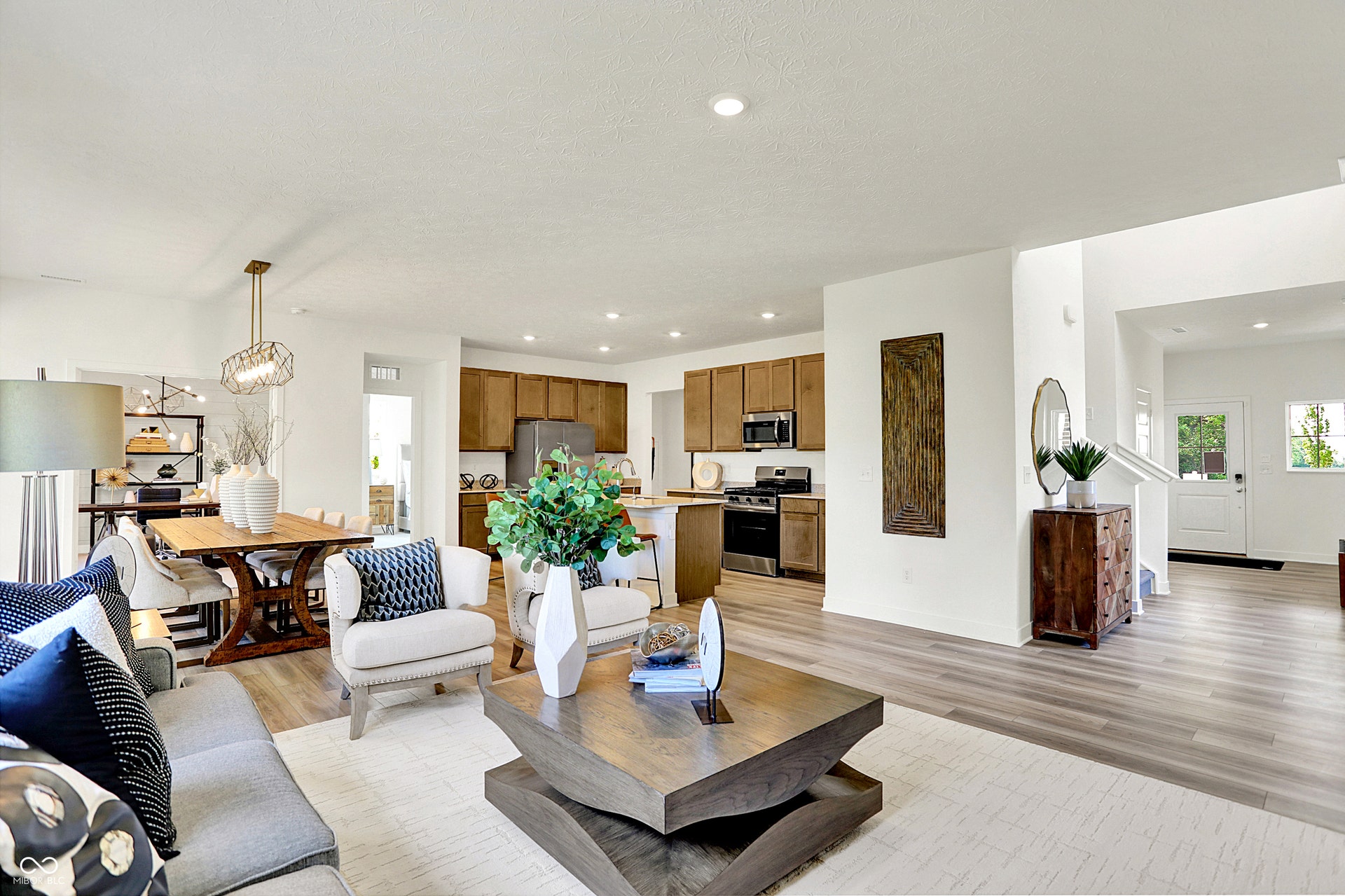 1555 Pine Circle, Franklin, IN 46131