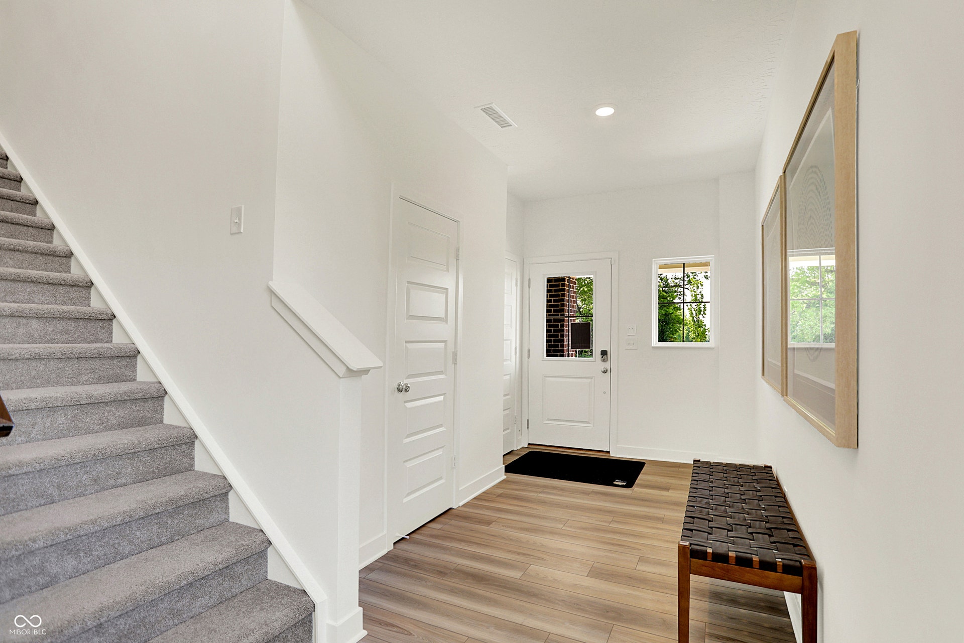 1555 Pine Circle, Franklin, IN 46131