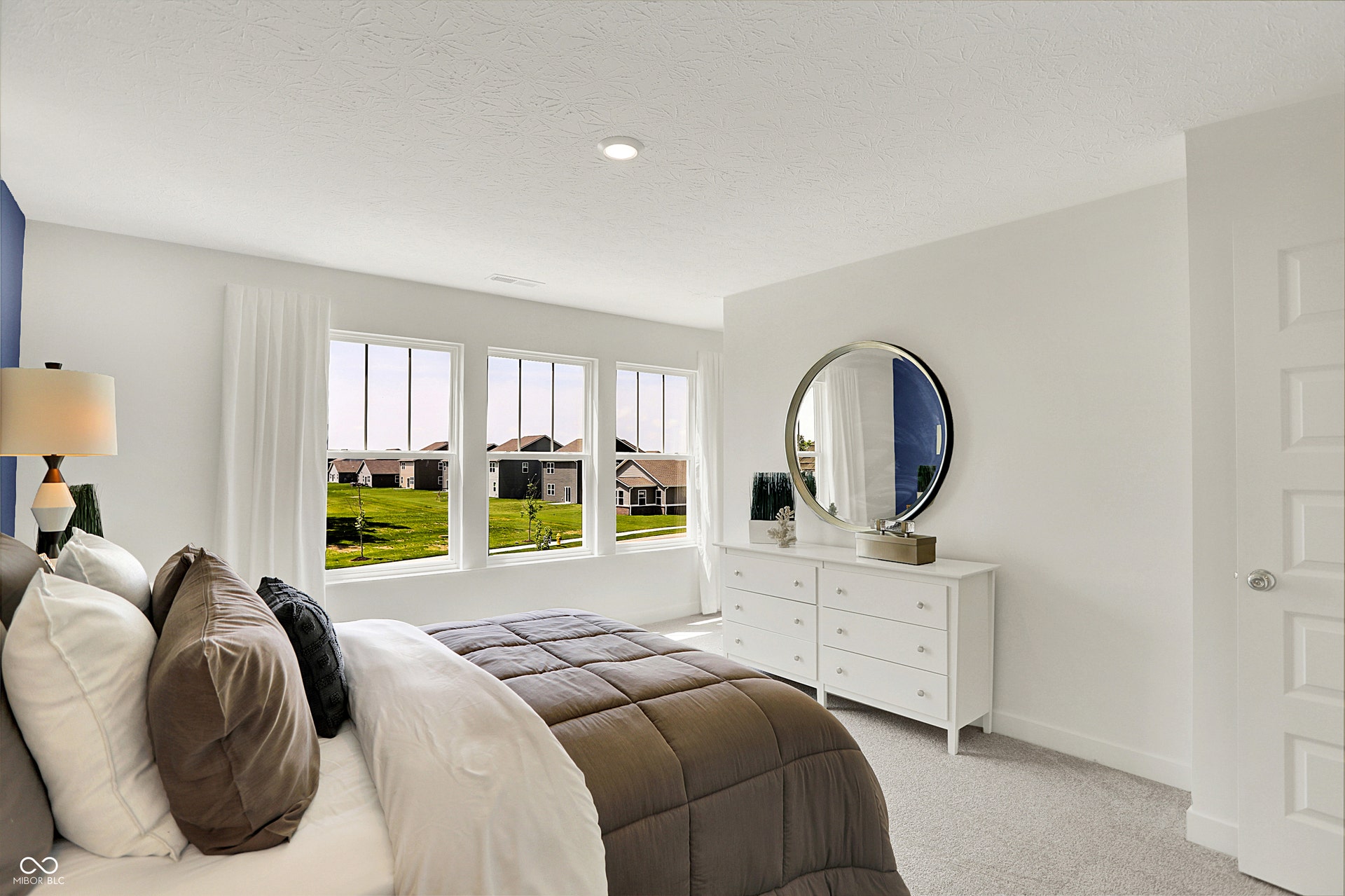 1555 Pine Circle, Franklin, IN 46131