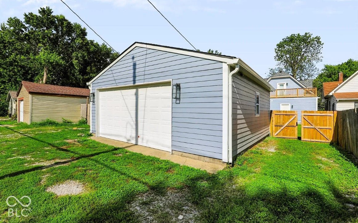 652 Marion, Indianapolis, IN 46221