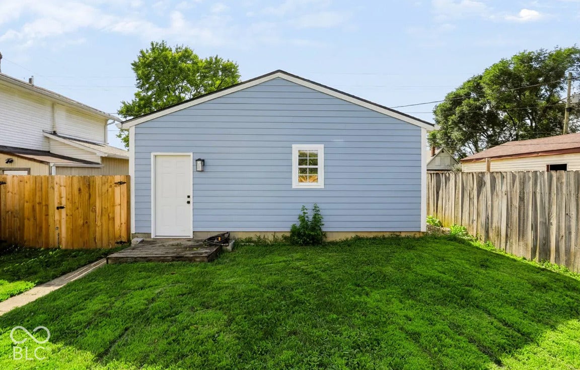 652 Marion, Indianapolis, IN 46221