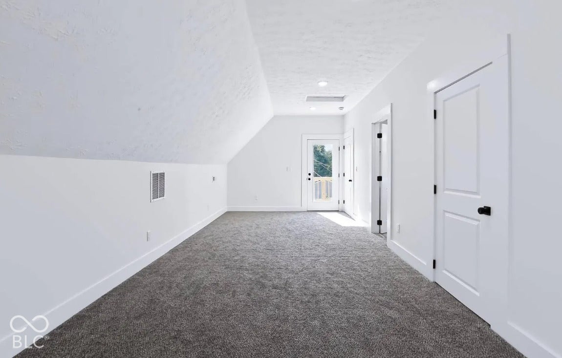 652 Marion, Indianapolis, IN 46221