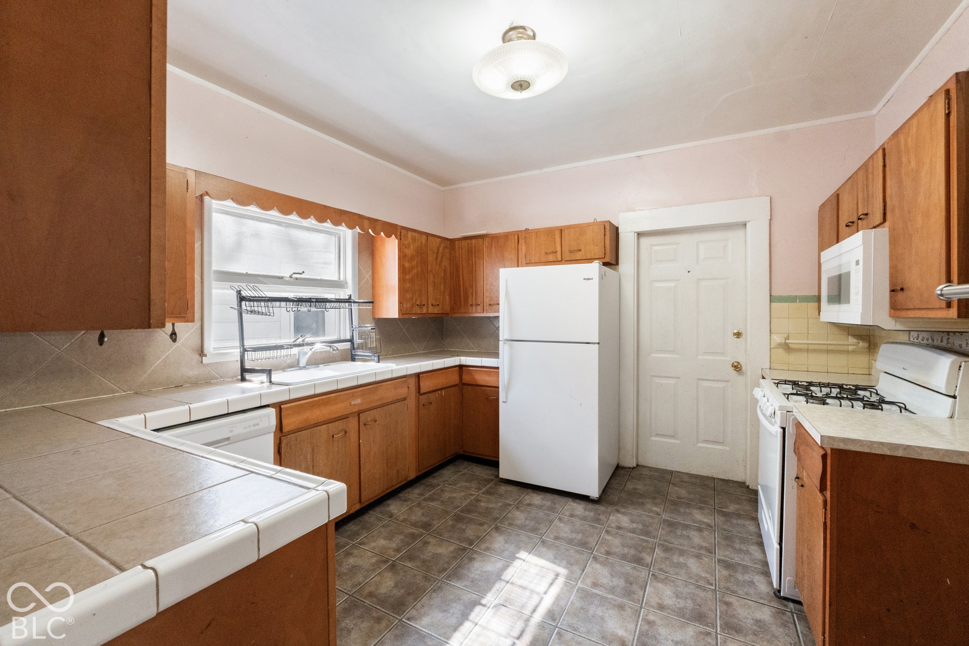 2423 Fletcher Street, Anderson, IN 46016