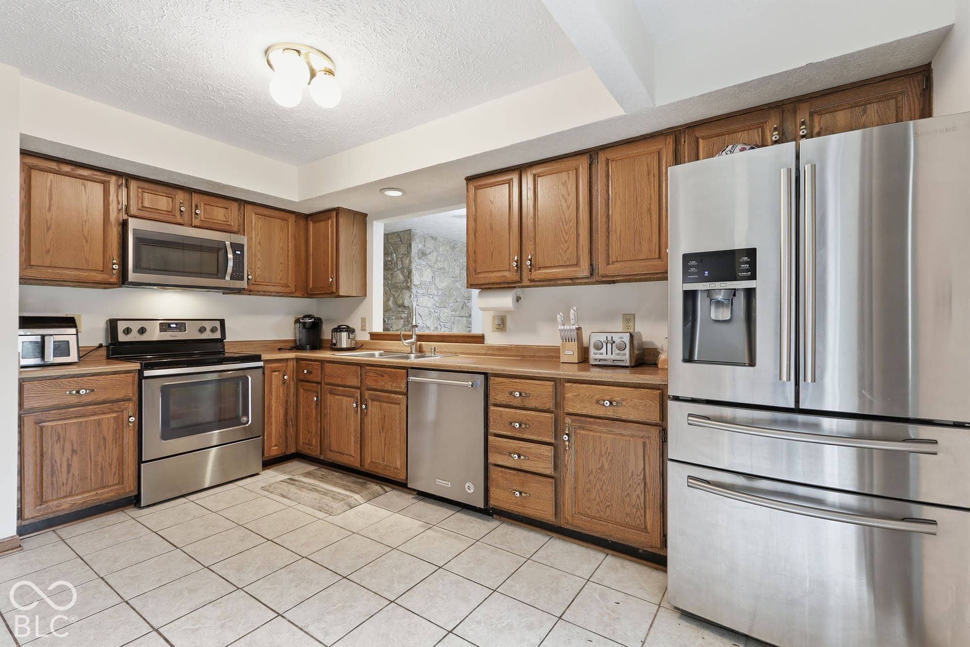 9112 Fireside Drive, Indianapolis, IN 46250
