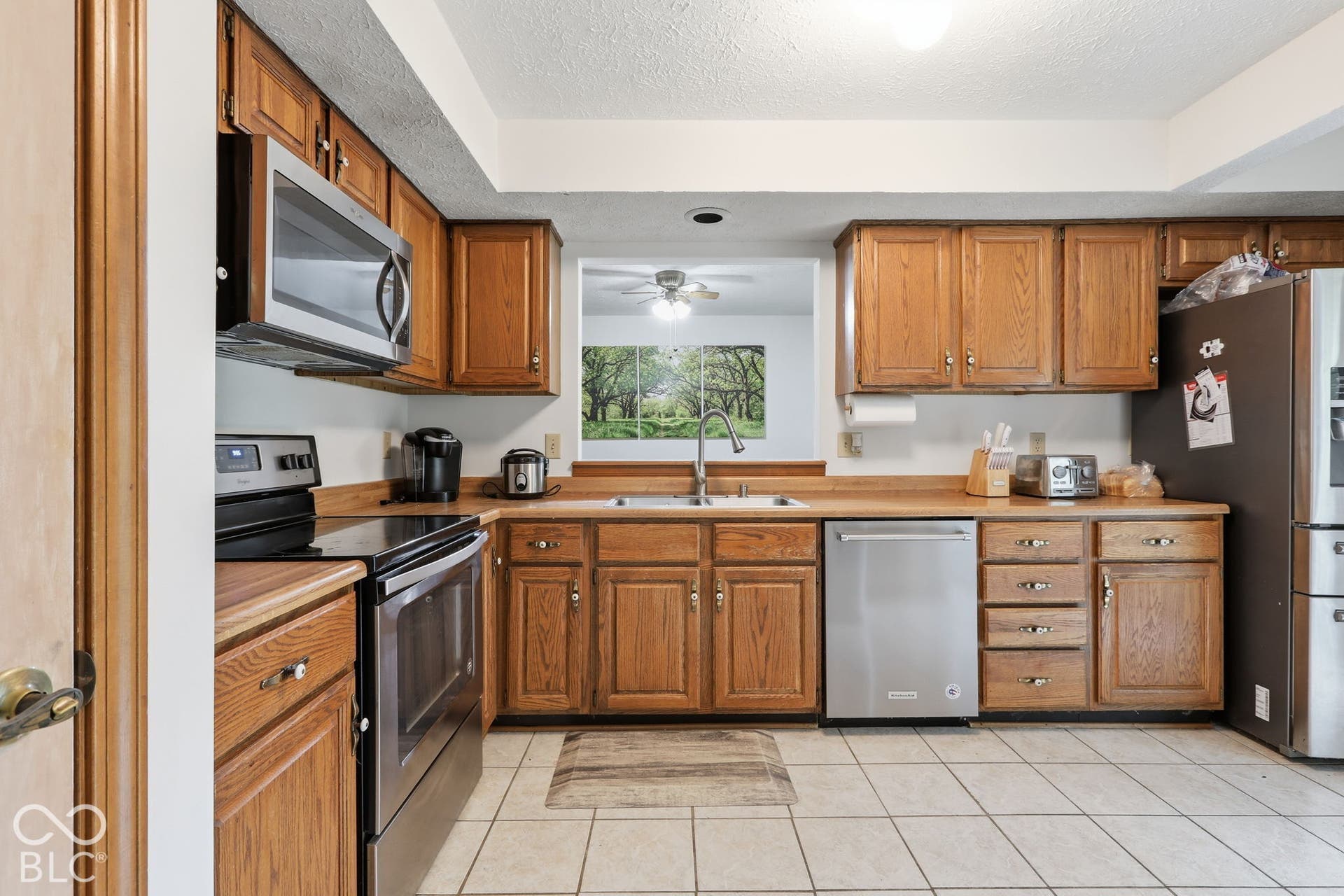 9112 Fireside Drive, Indianapolis, IN 46250