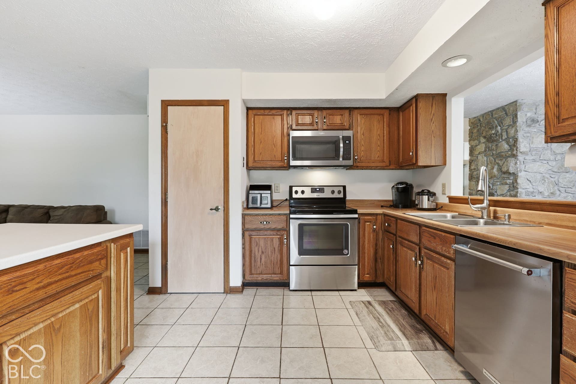 9112 Fireside Drive, Indianapolis, IN 46250