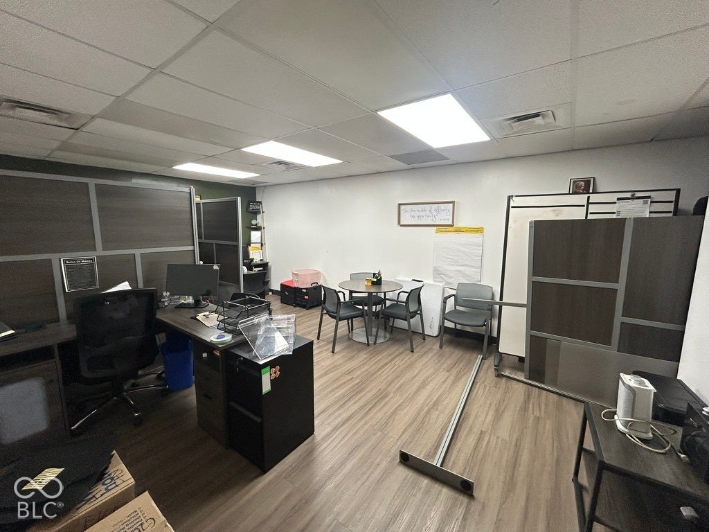 OFFICE