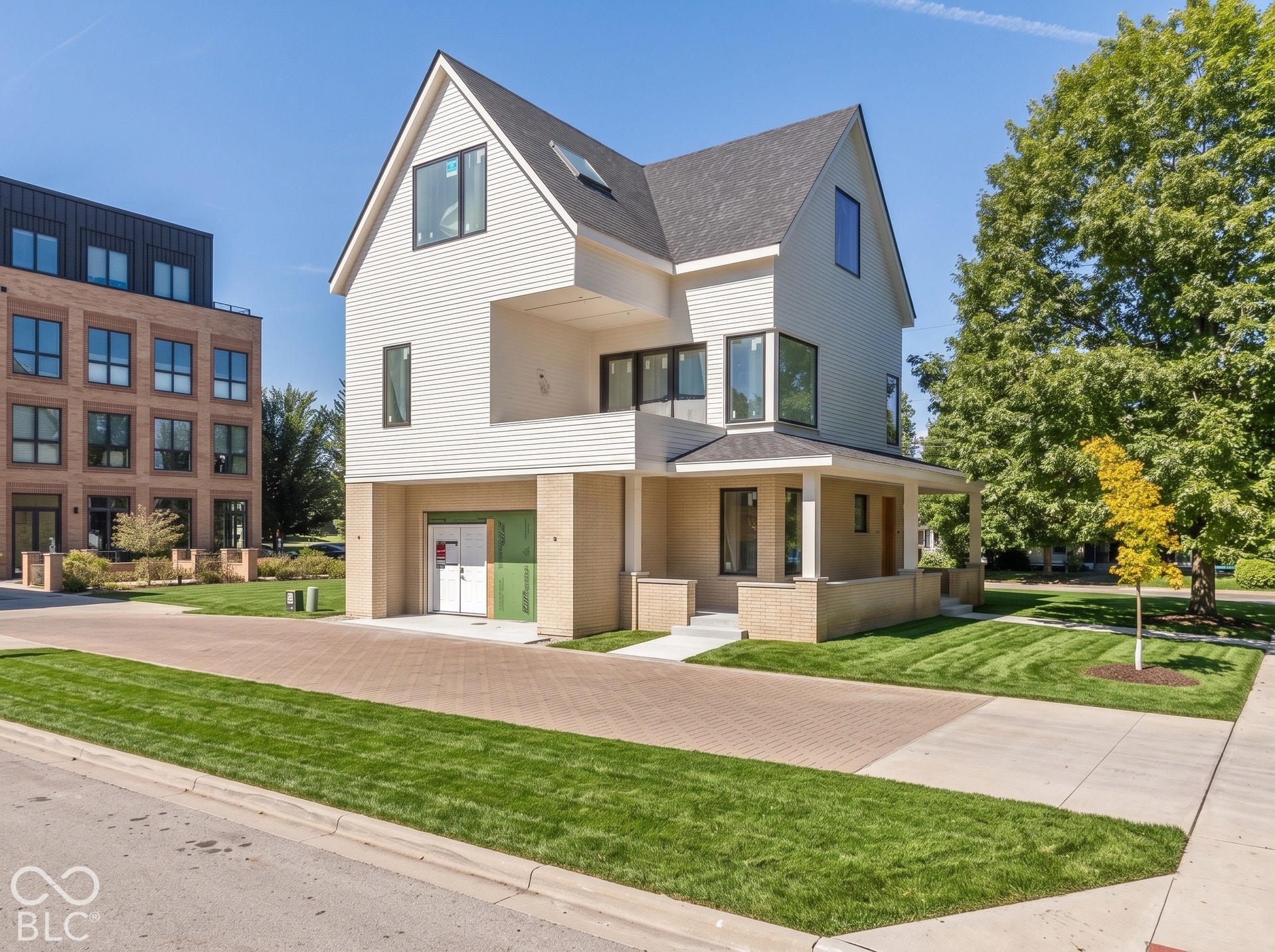 535 E 9th, Indianapolis, IN 46202