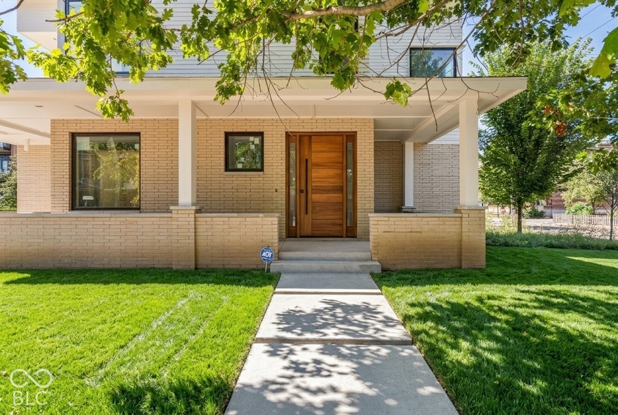 Property photo for 535 E 9th, Indianapolis, IN