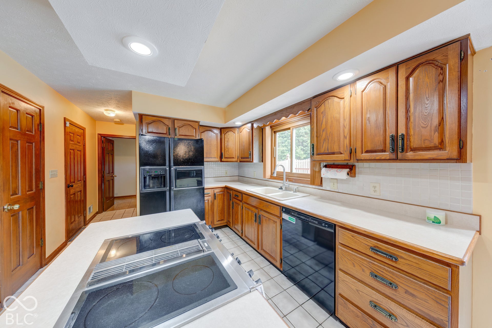 7044 Oakbay Drive, Noblesville, IN 46062