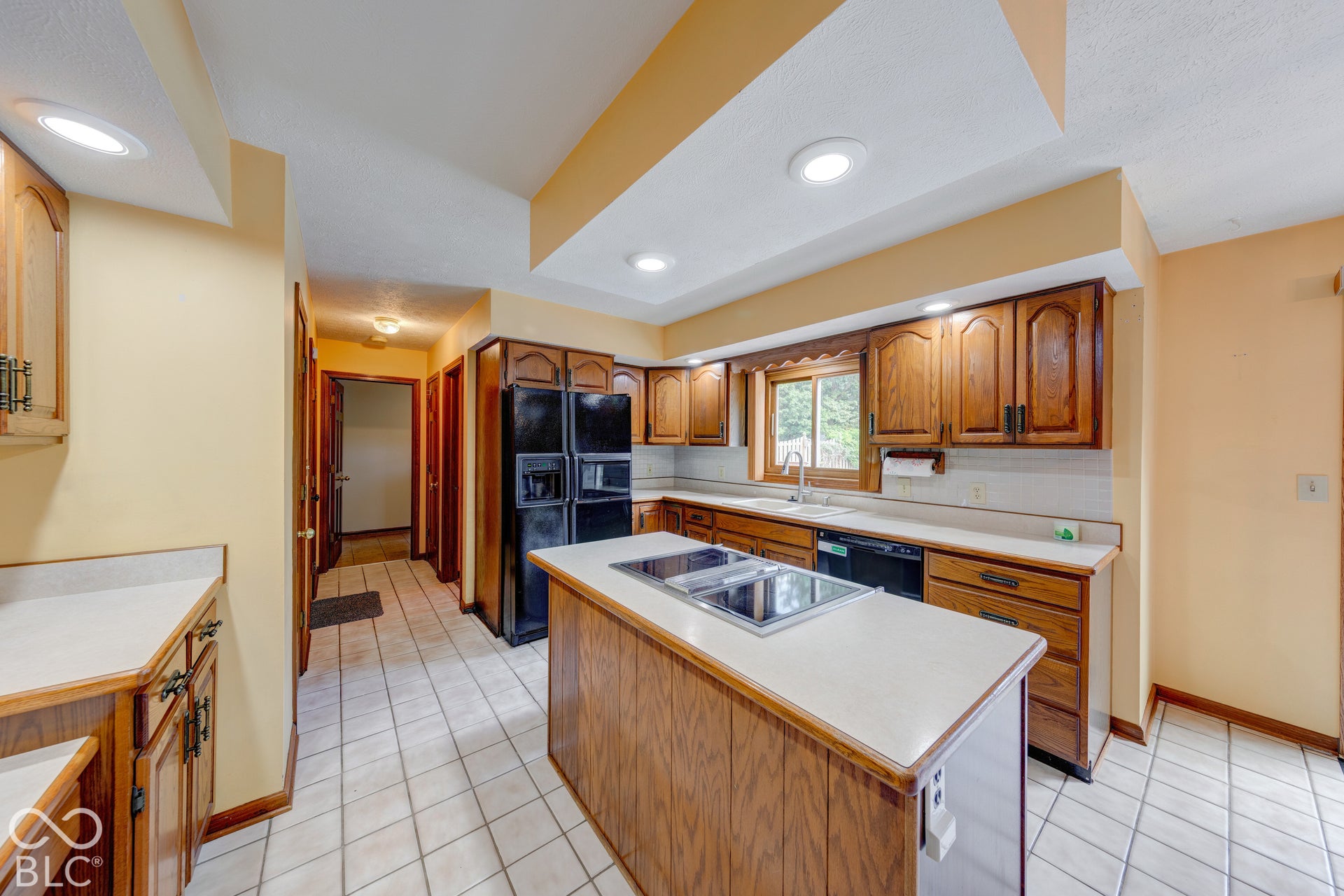 7044 Oakbay Drive, Noblesville, IN 46062
