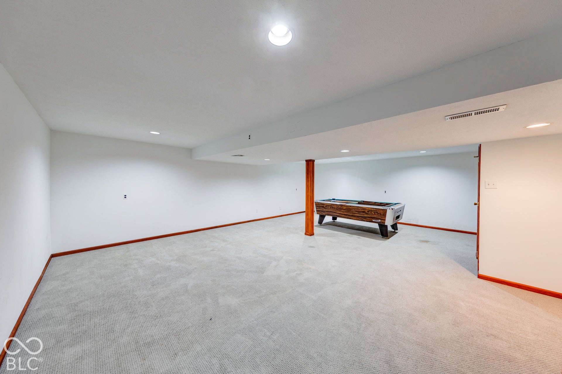 7044 Oakbay Drive, Noblesville, IN 46062
