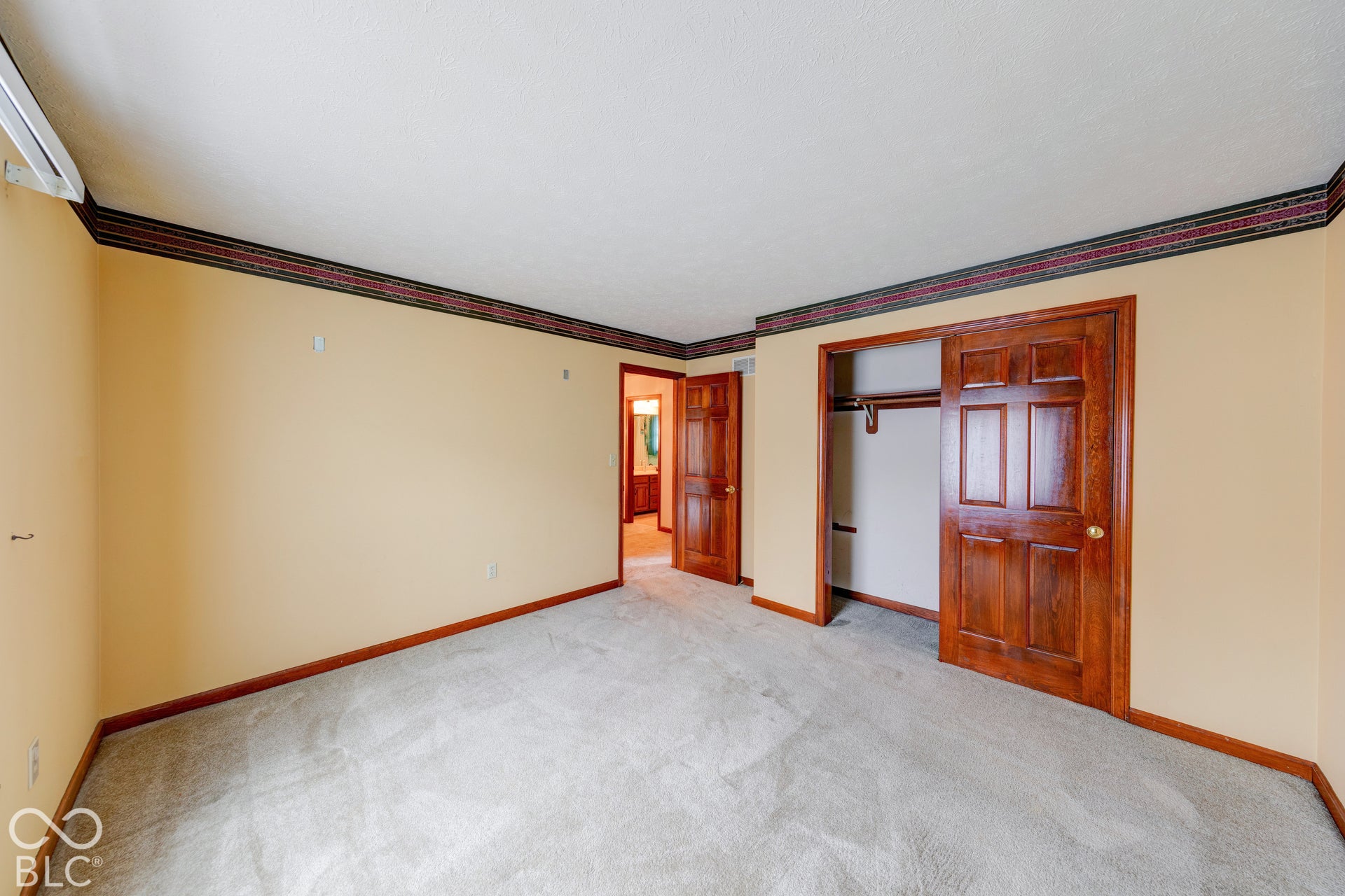 7044 Oakbay Drive, Noblesville, IN 46062