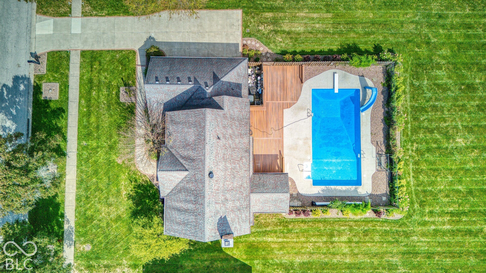 7044 Oakbay Drive, Noblesville, IN 46062