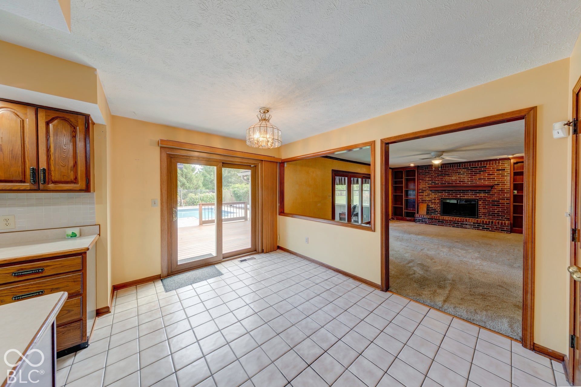 7044 Oakbay Drive, Noblesville, IN 46062