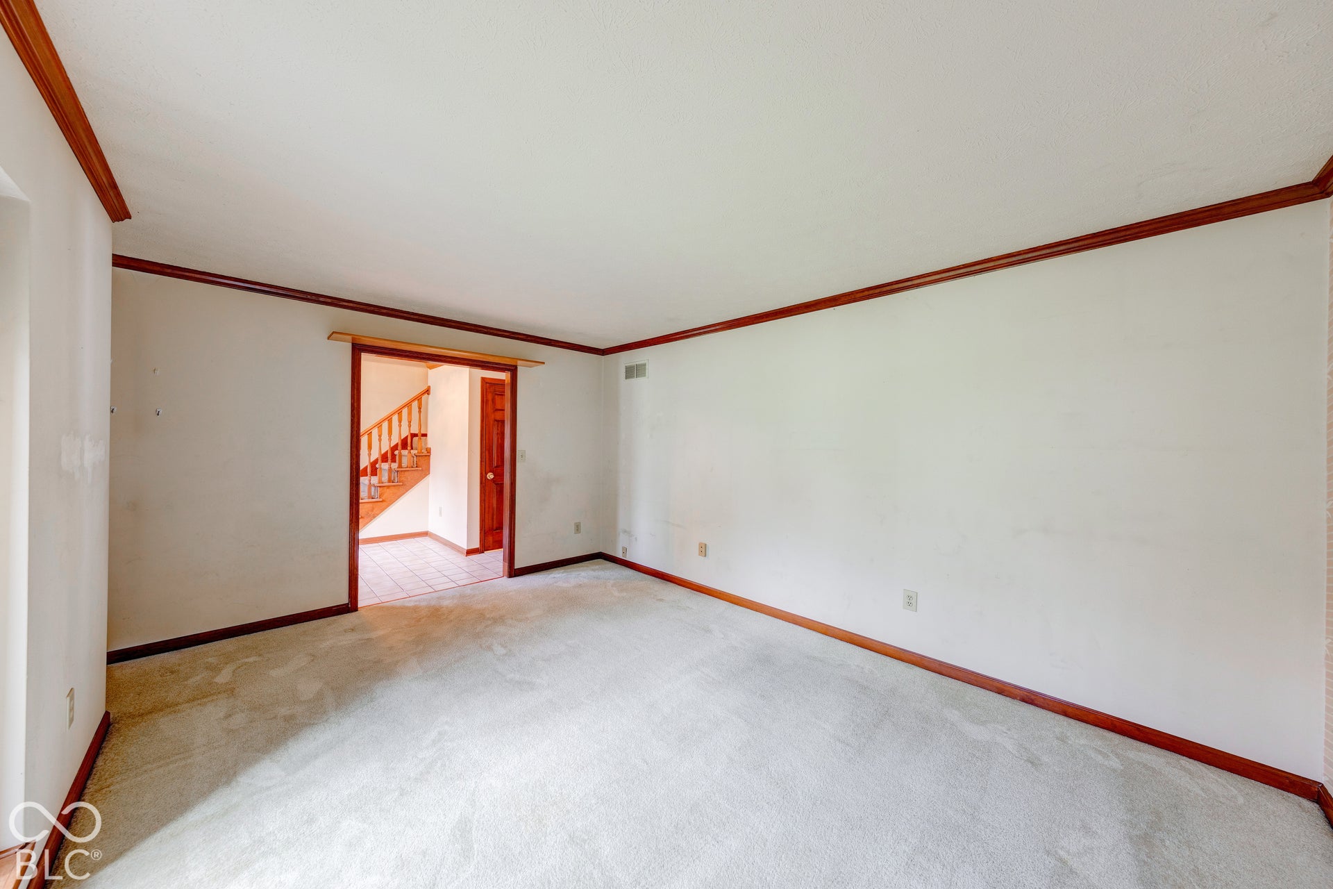 7044 Oakbay Drive, Noblesville, IN 46062