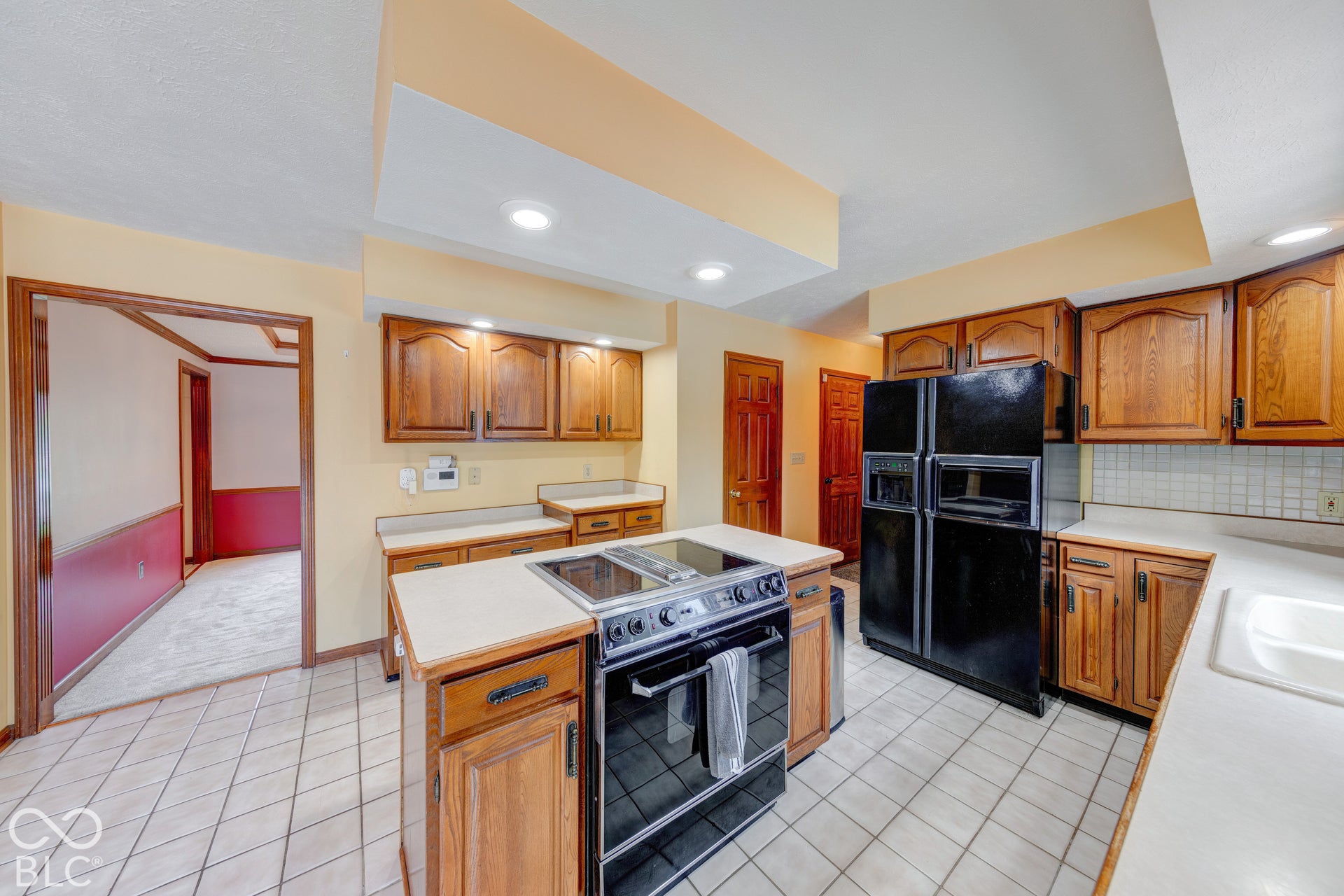 7044 Oakbay Drive, Noblesville, IN 46062