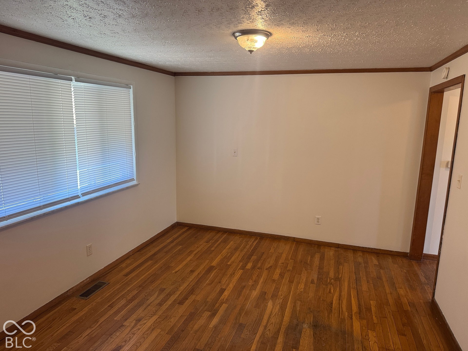 2905 Shady Oak, Indianapolis, IN 46229