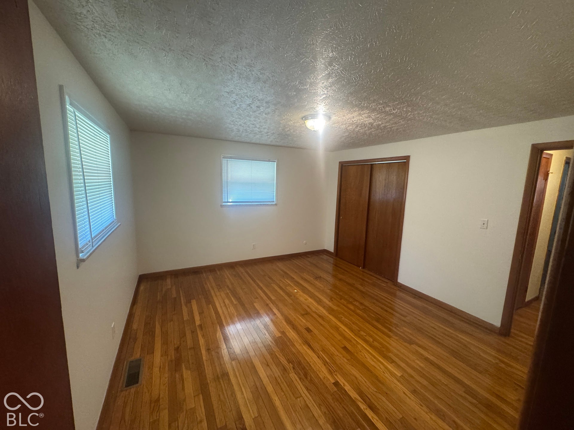 2905 Shady Oak, Indianapolis, IN 46229