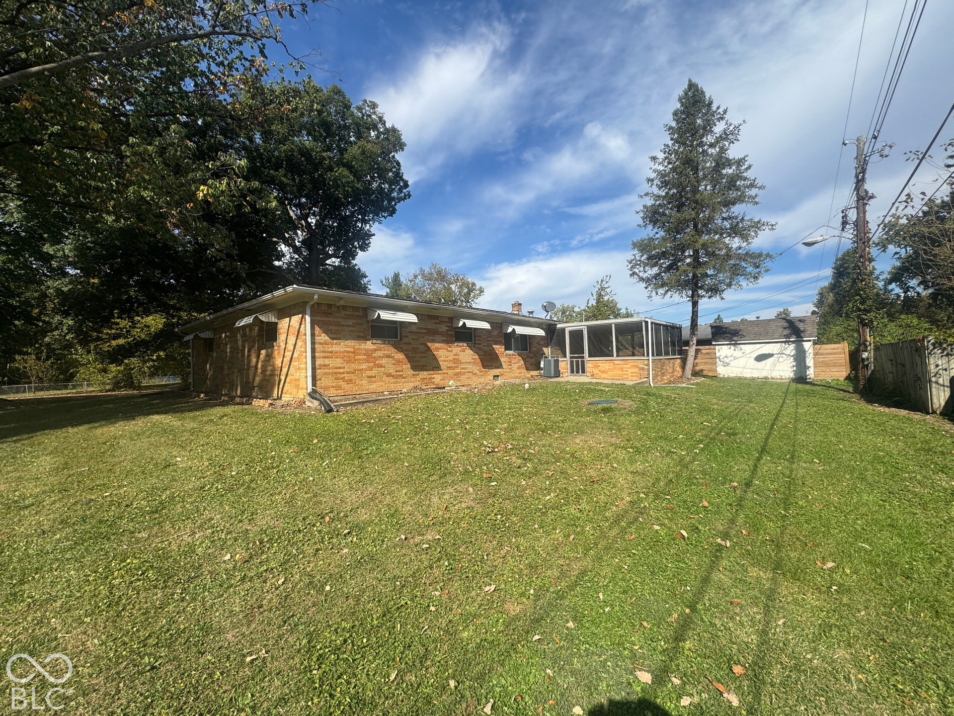 2905 Shady Oak, Indianapolis, IN 46229