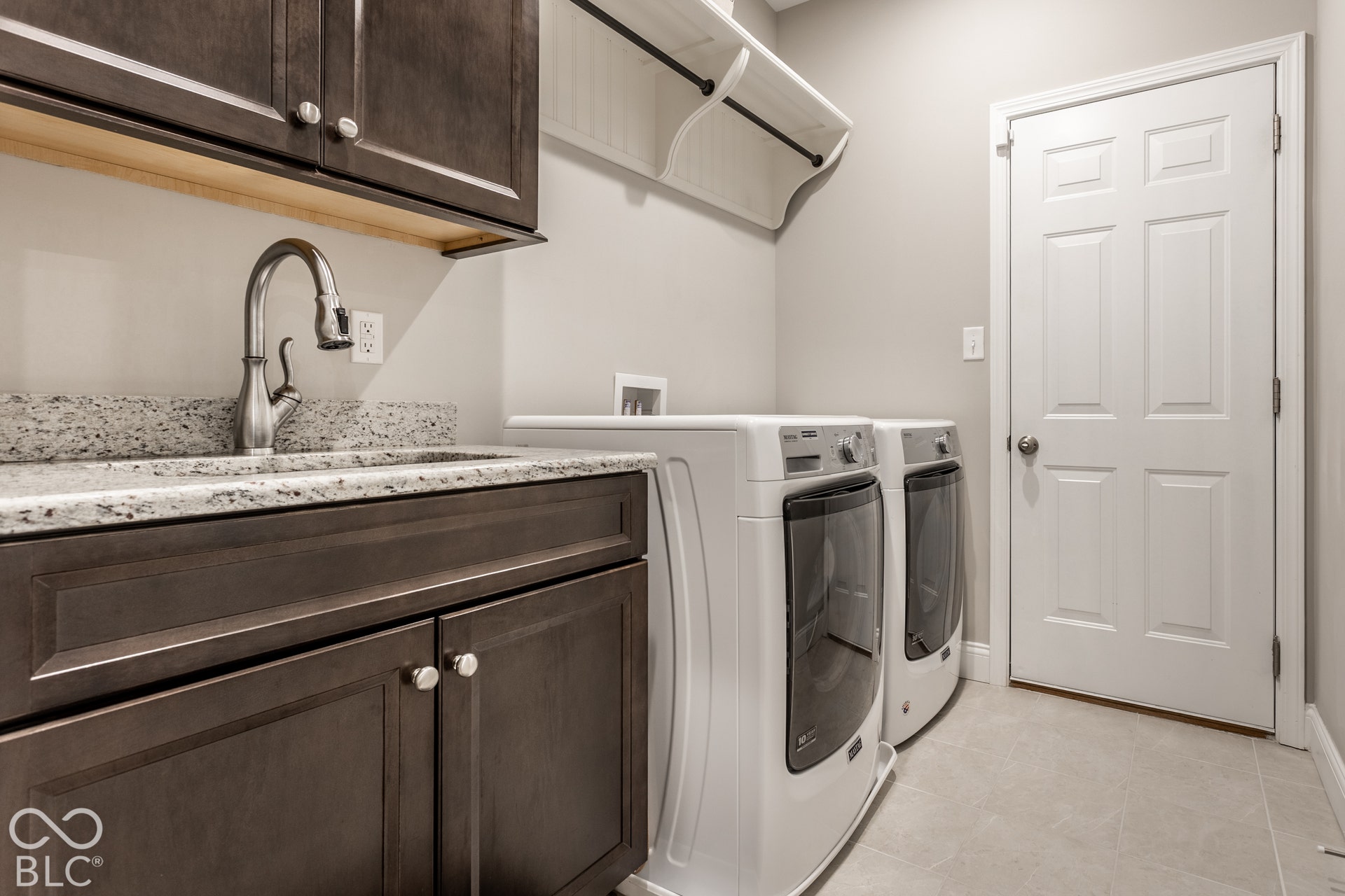 5419 Pembridge Lane, Zionsville, IN 46077