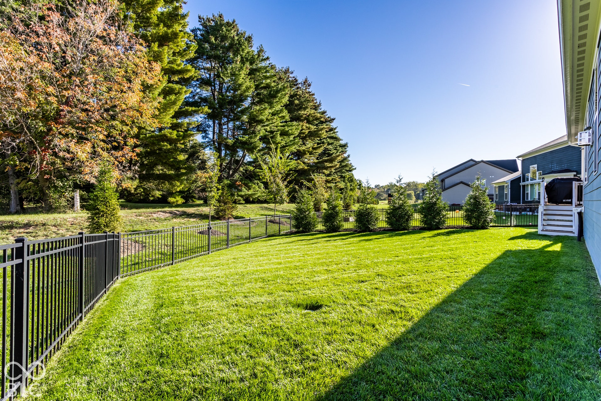 5419 Pembridge Lane, Zionsville, IN 46077