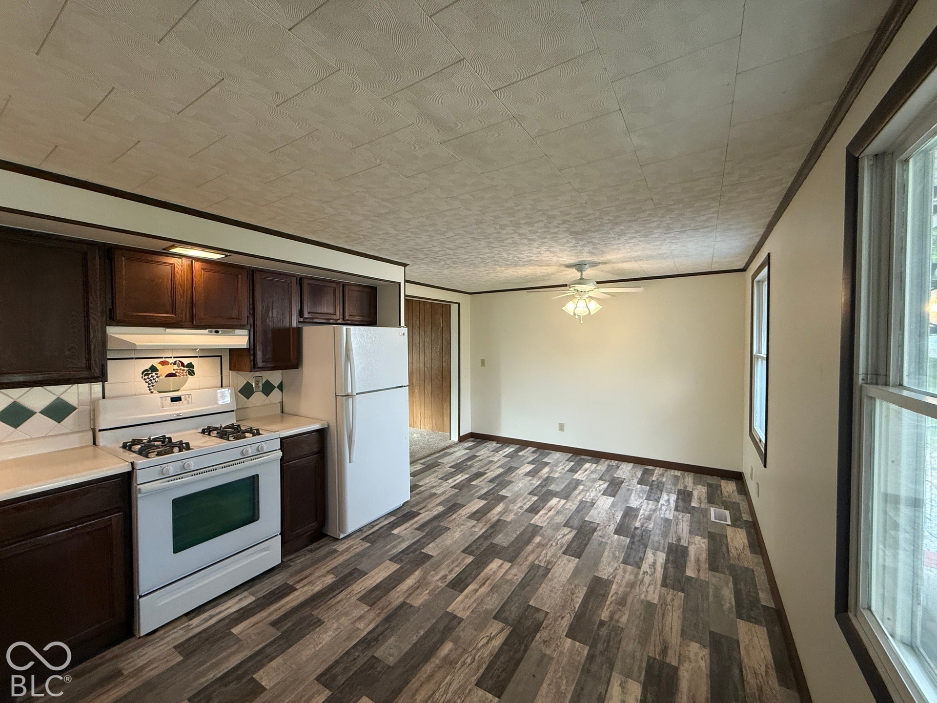 214 E Plum Street, Linden, IN 47955