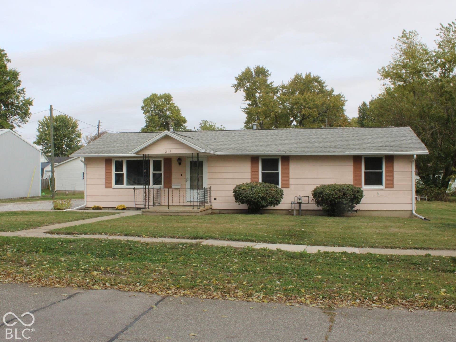 214 E Plum Street, Linden, IN 47955