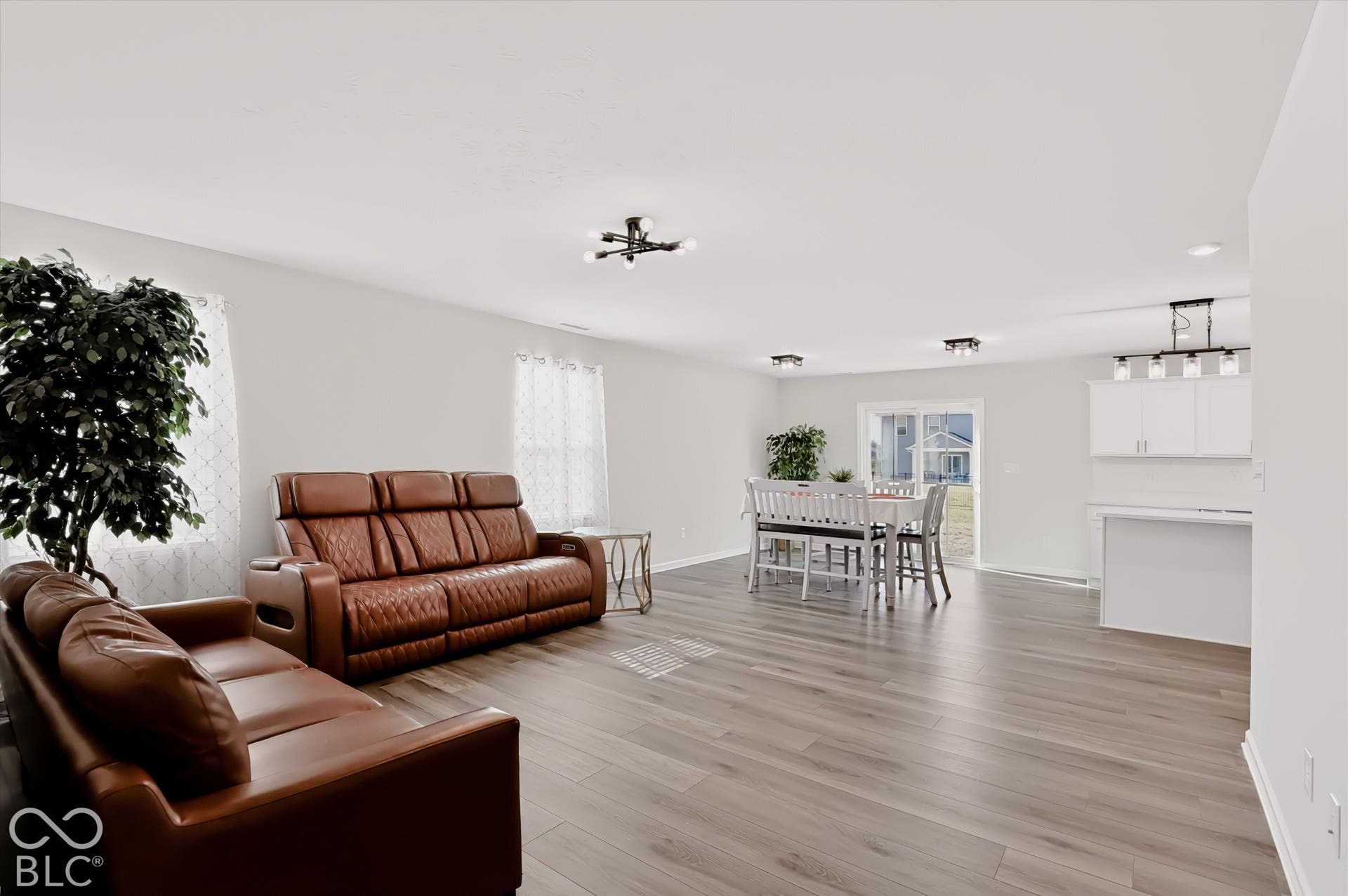 7140 Finley Creek Drive, Whitestown, IN 46075