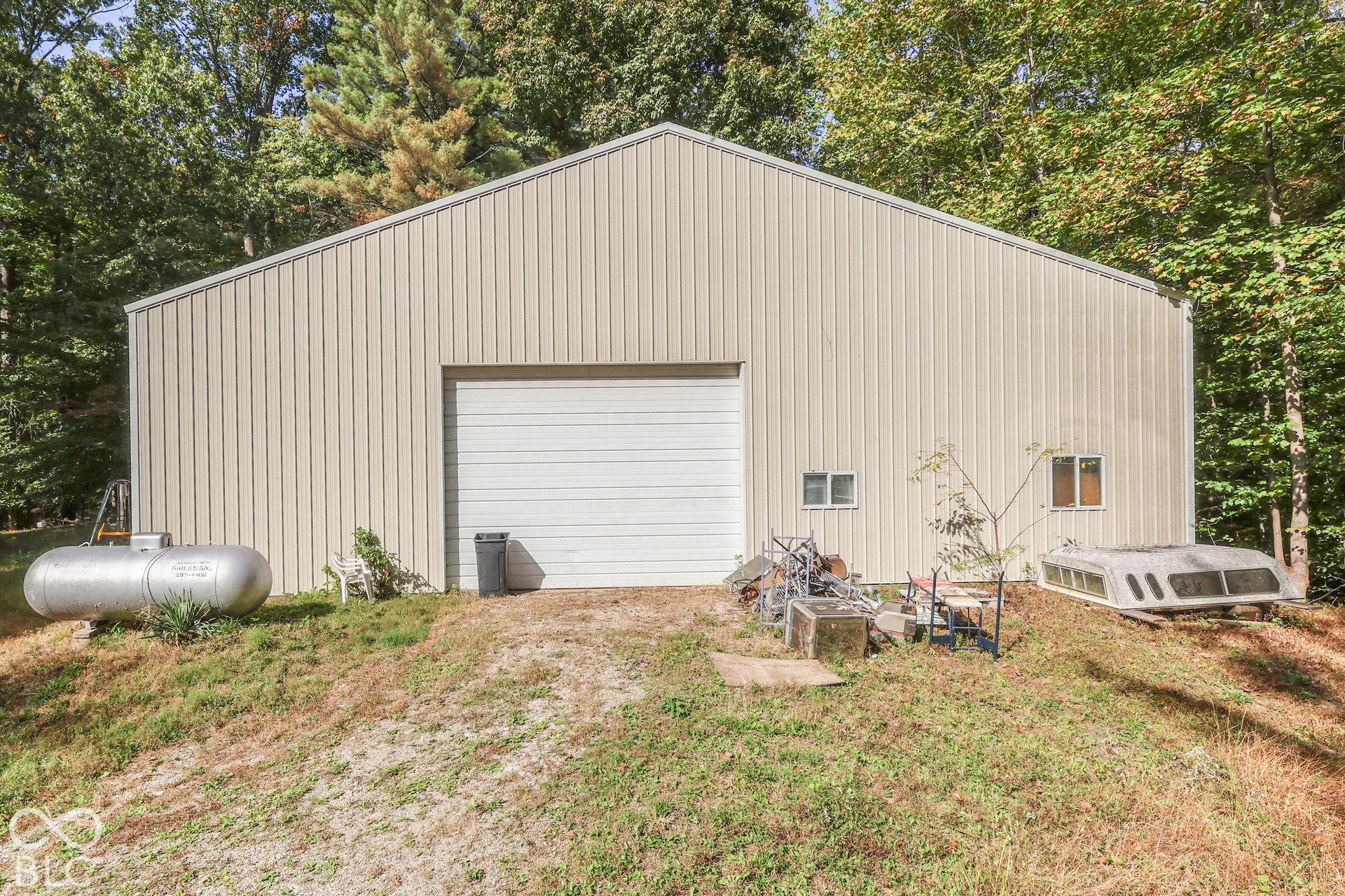 3672 W Hougham Drive, Trafalgar, IN 46181 3672 W Hougham Drive, Trafalgar, IN 46181