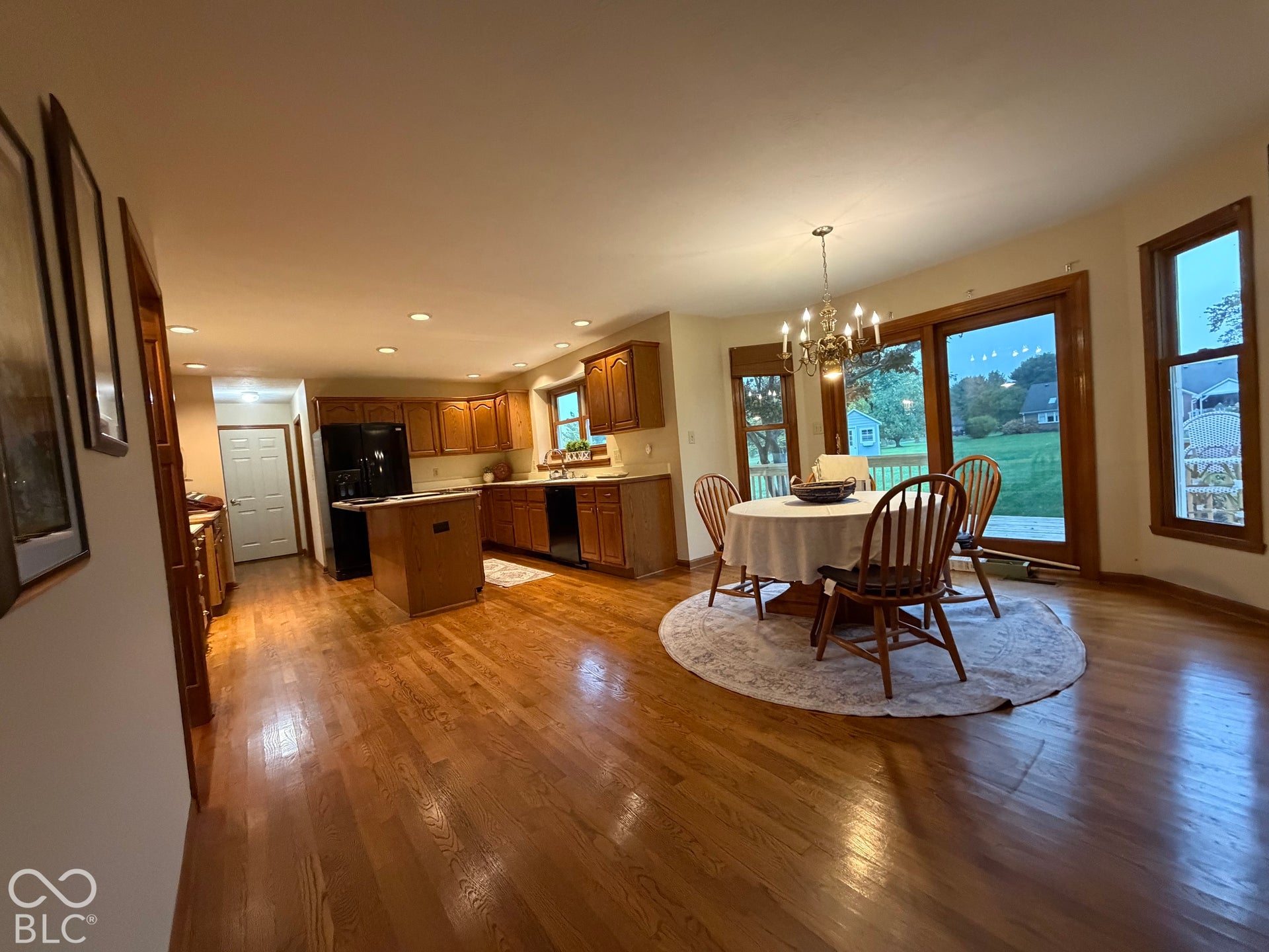 Open floorplan with just enough separation for hosting.