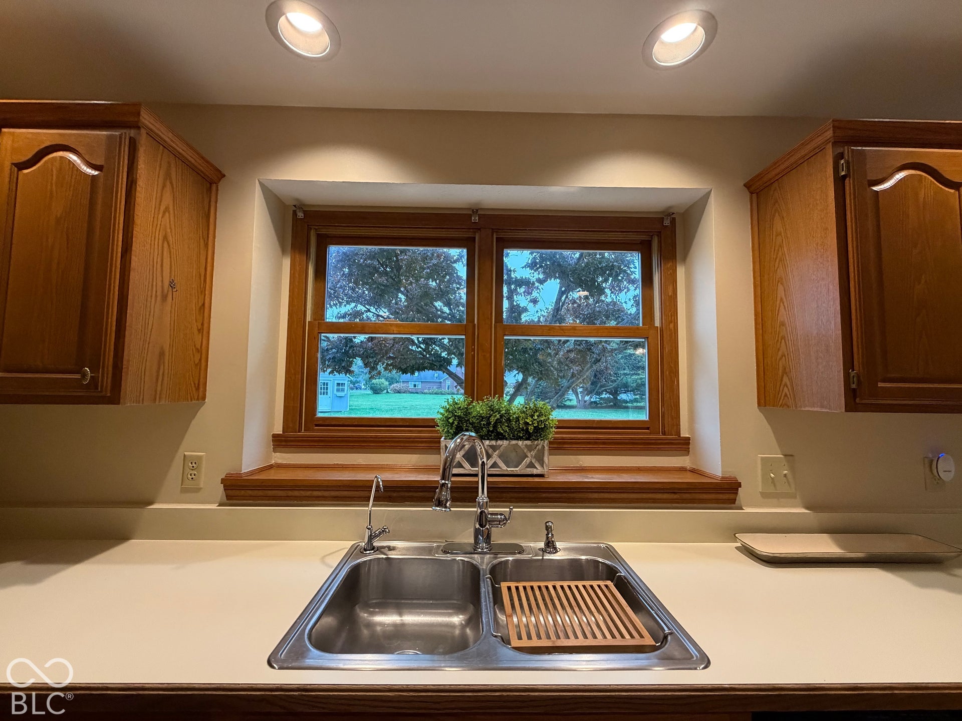 1206 Alfred Circle, Indianapolis, IN 46239