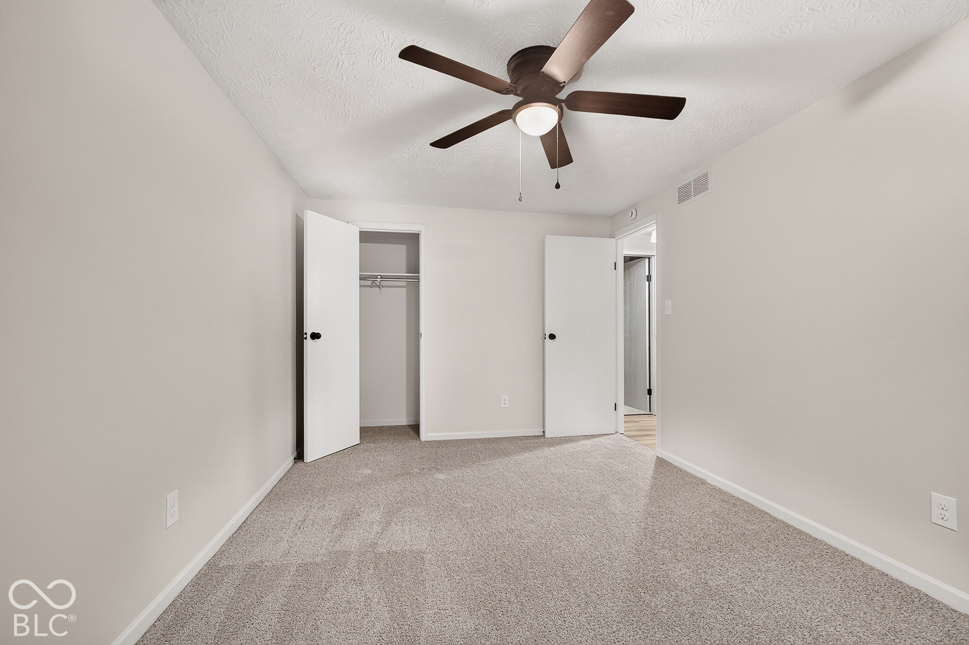 5666 Colonist Circle, Indianapolis, IN 46254