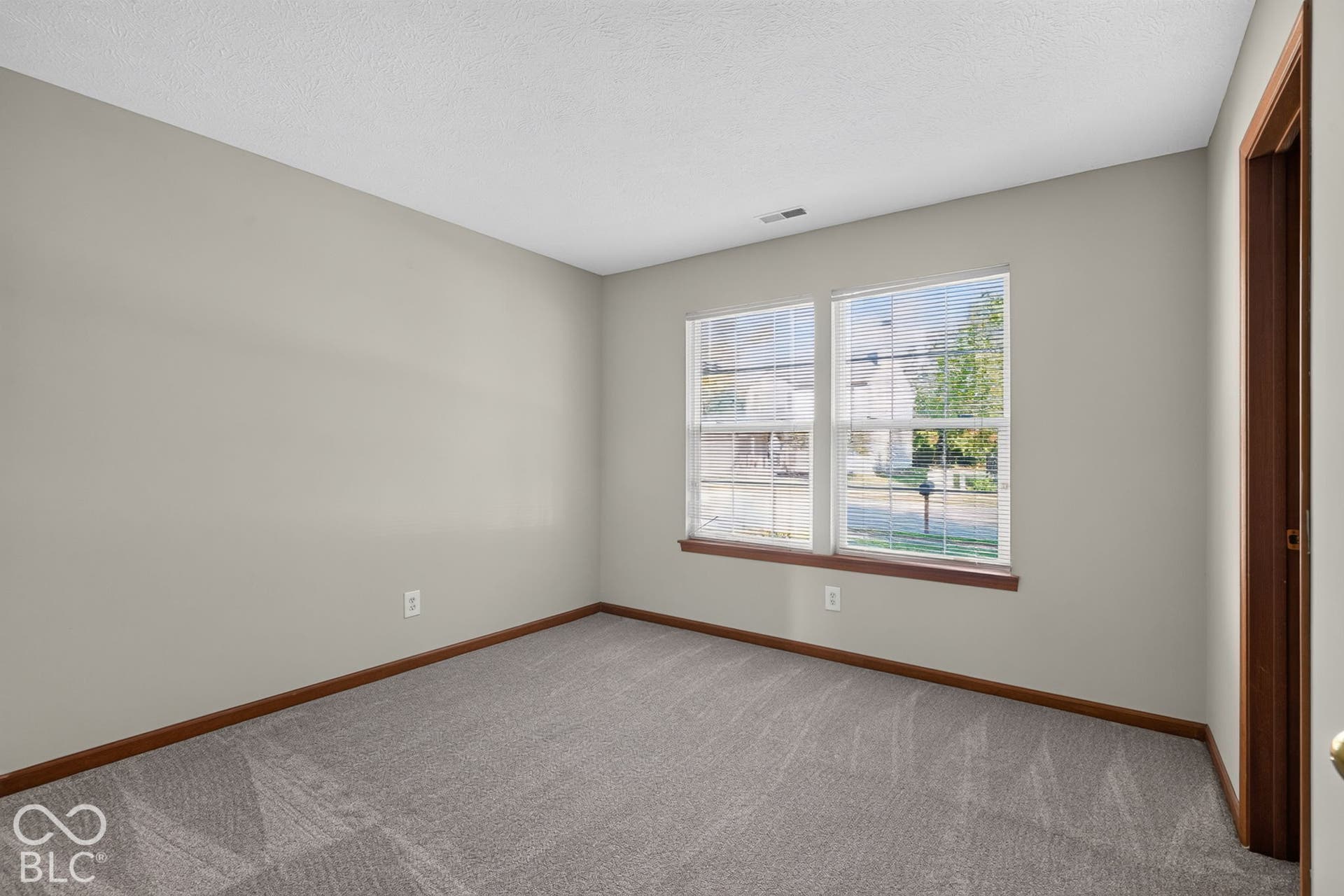 12037 Bearsdale Drive, Indianapolis, IN 46235