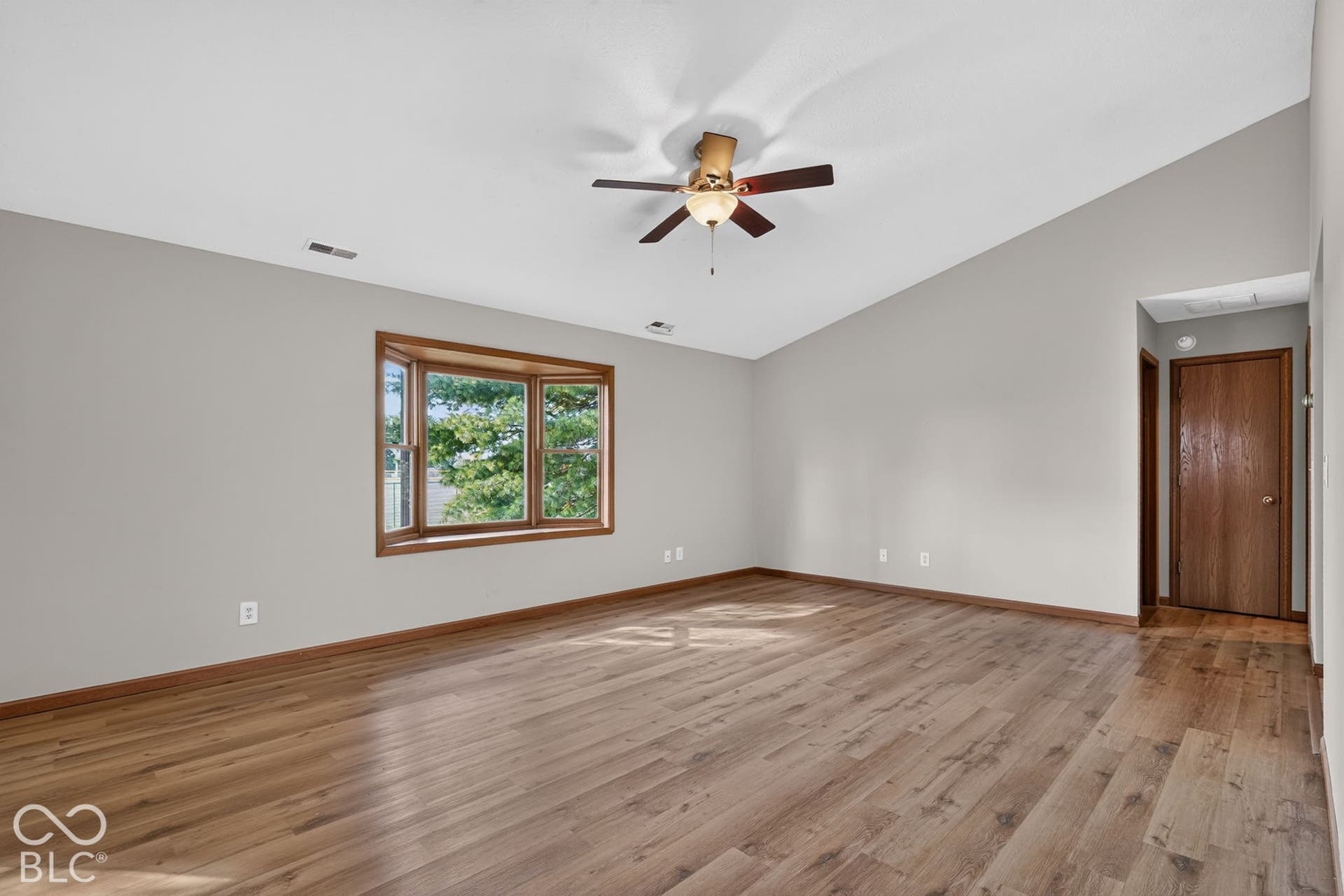 12037 Bearsdale Drive, Indianapolis, IN 46235
