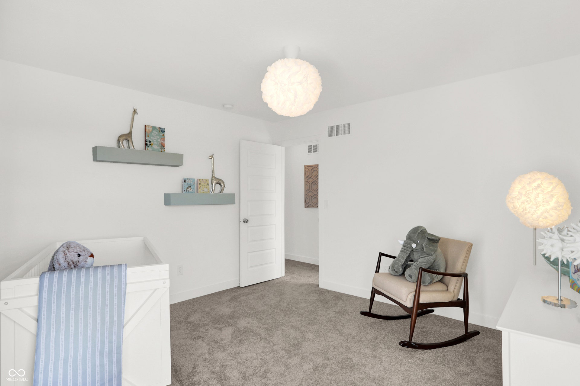 901 Drummond Court, Greenwood, IN 46143