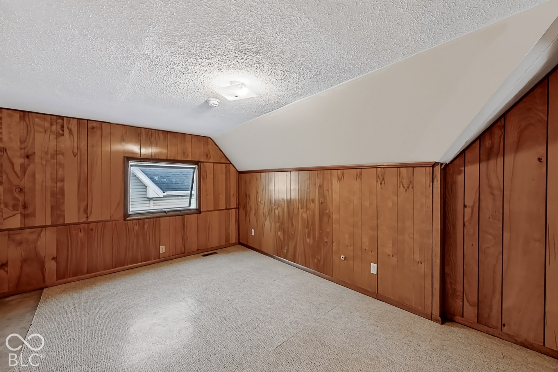 331 S Park Avenue, Batesville, IN 47006