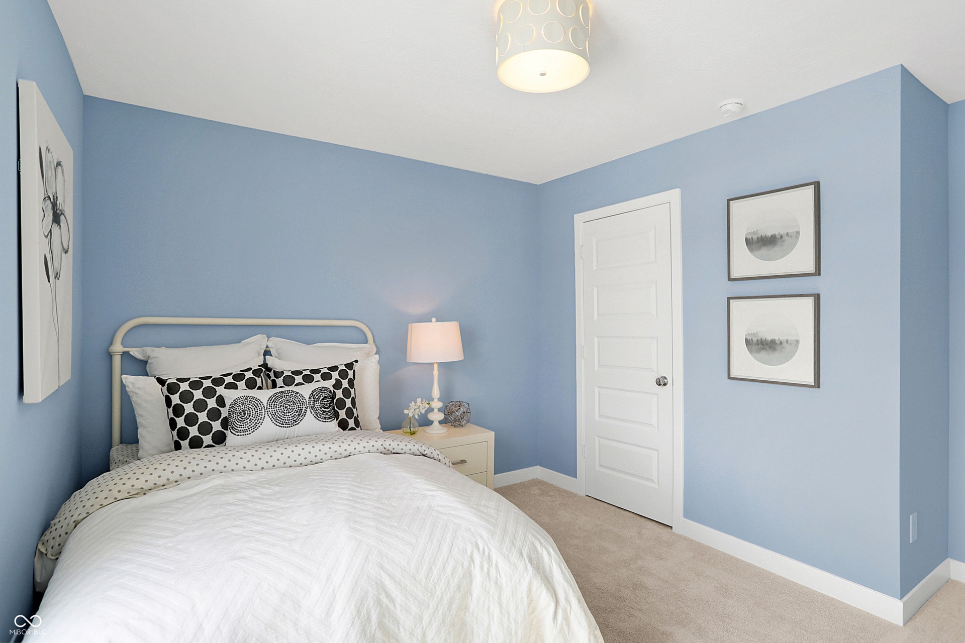 8905 Noble Heights Lane, Indianapolis, IN 46113