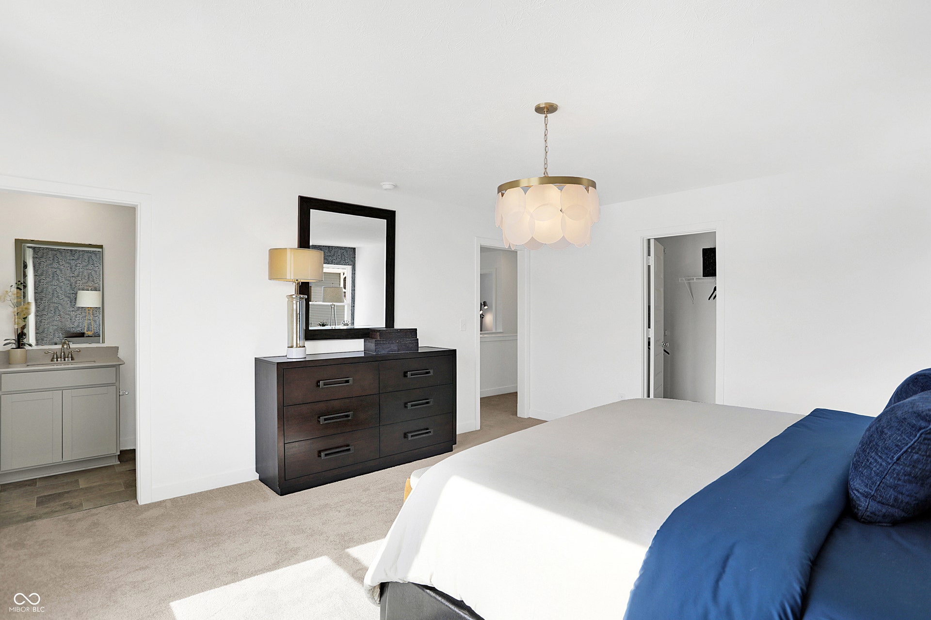 8905 Noble Heights Lane, Indianapolis, IN 46113