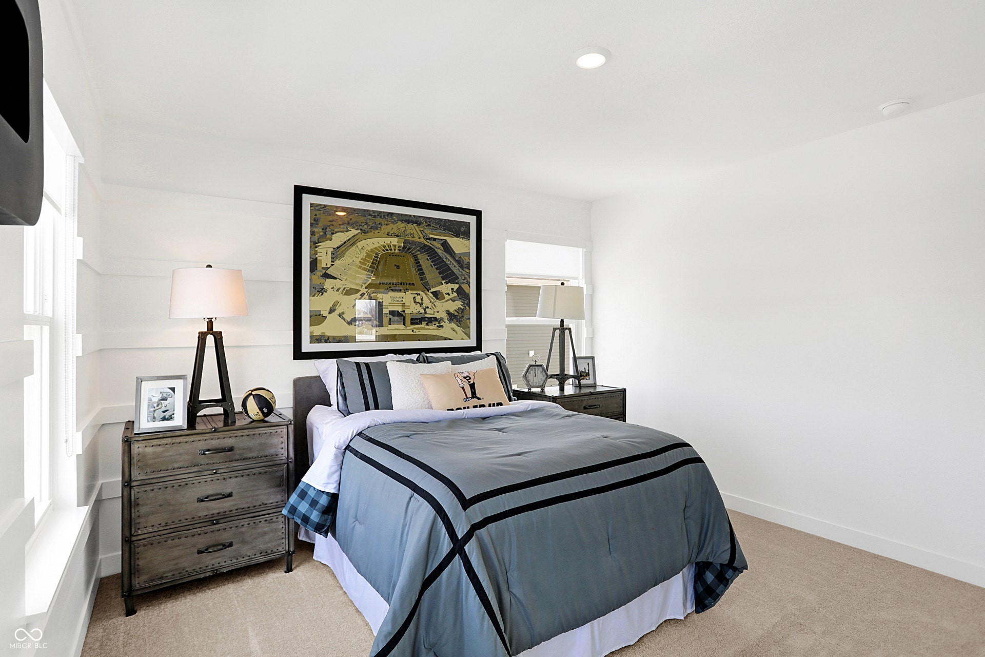 8904 Noble Heights Lane, Indianapolis, IN 46113