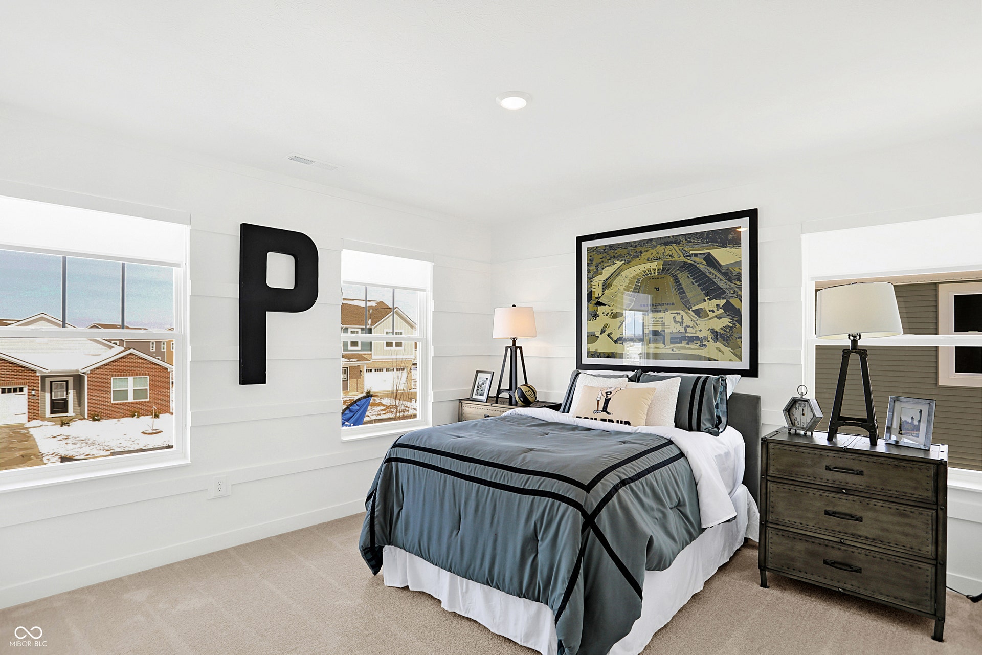 8904 Noble Heights Lane, Indianapolis, IN 46113