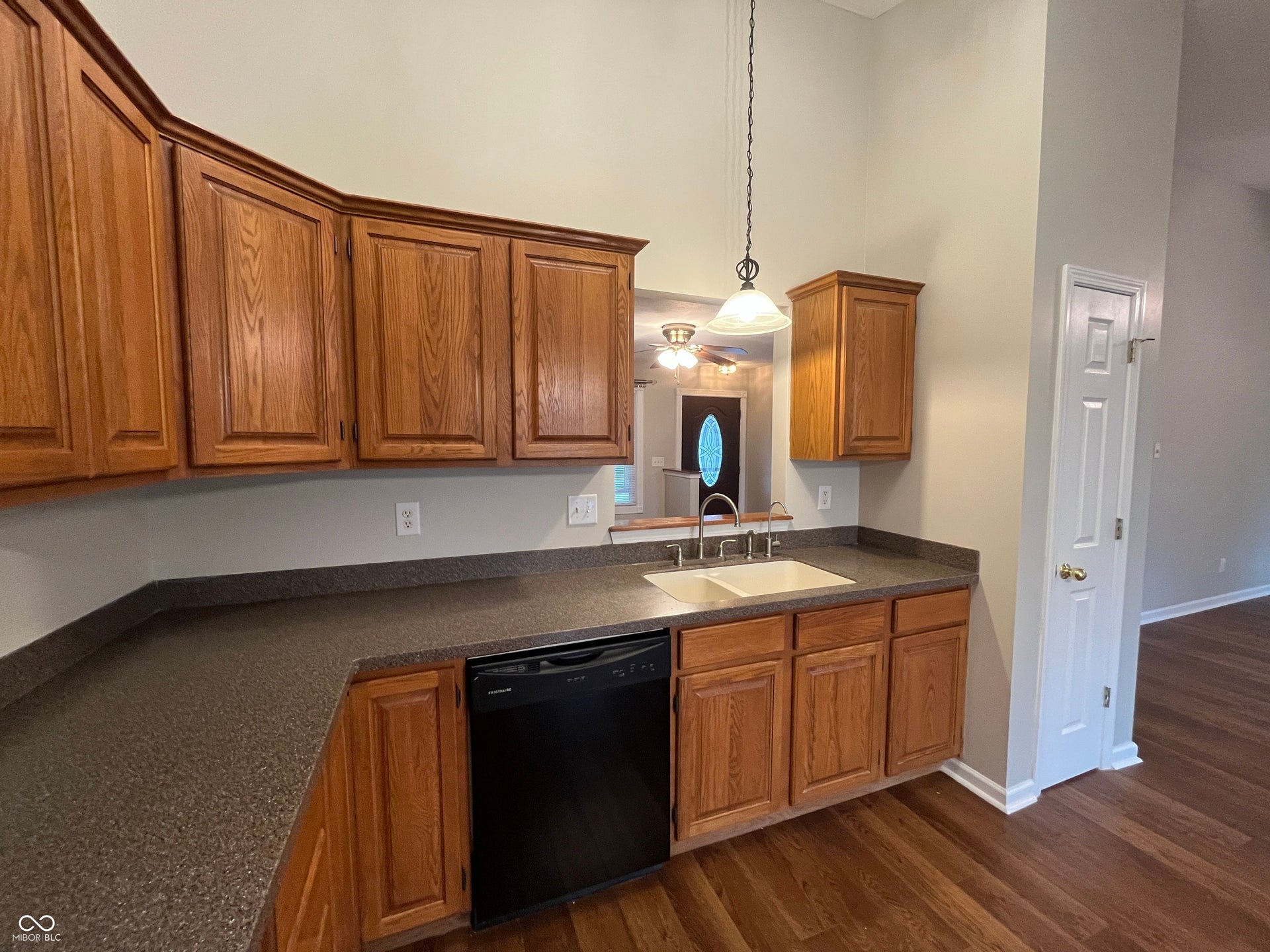 249 Pineview Drive, Mooresville, IN 46158