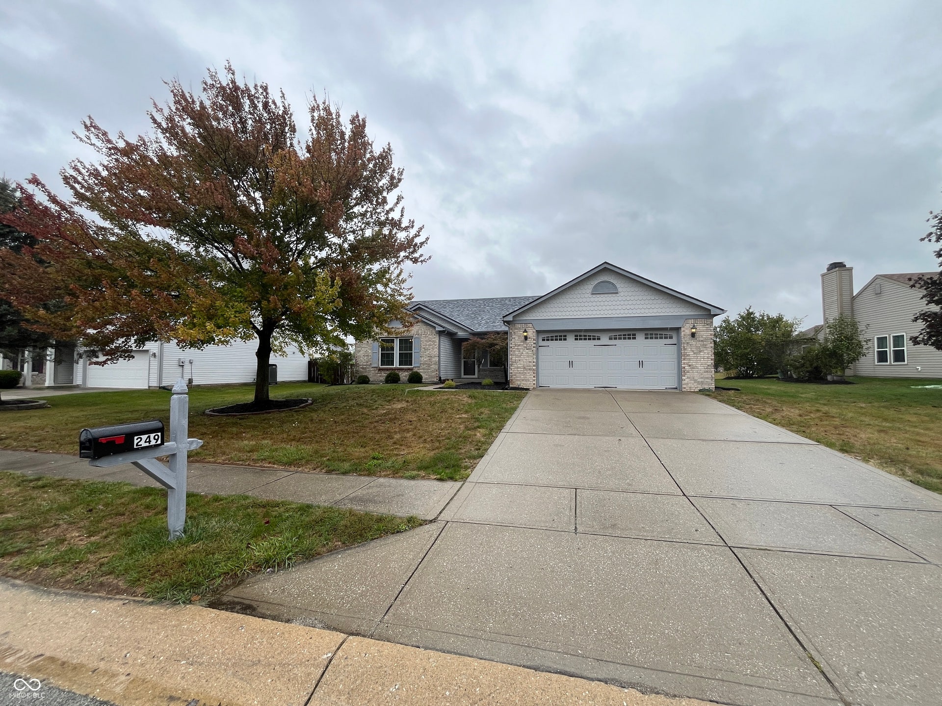 249 Pineview Drive, Mooresville, IN 46158